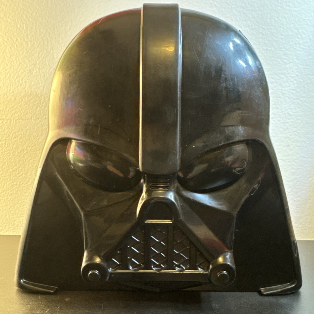 Hot Wheels Star Wars Darth Vader Battle Rollers Store‎ & Go Play Case